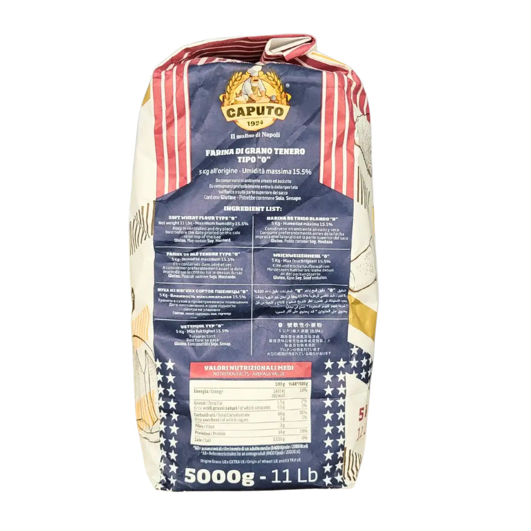 Paquet de farine manitoba oro caputo 5 kg, parfait pour pains et pâtisseries, qualité italienne premium.